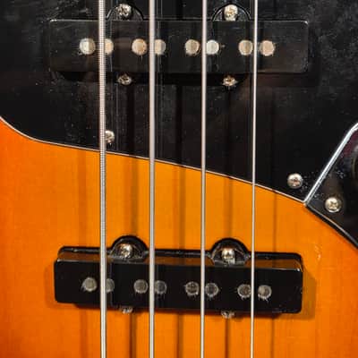 Fender 2019 American Performer Jazz Bass Rosewood Fretboard 3-Tone Sunburst W/Hard Case image 6