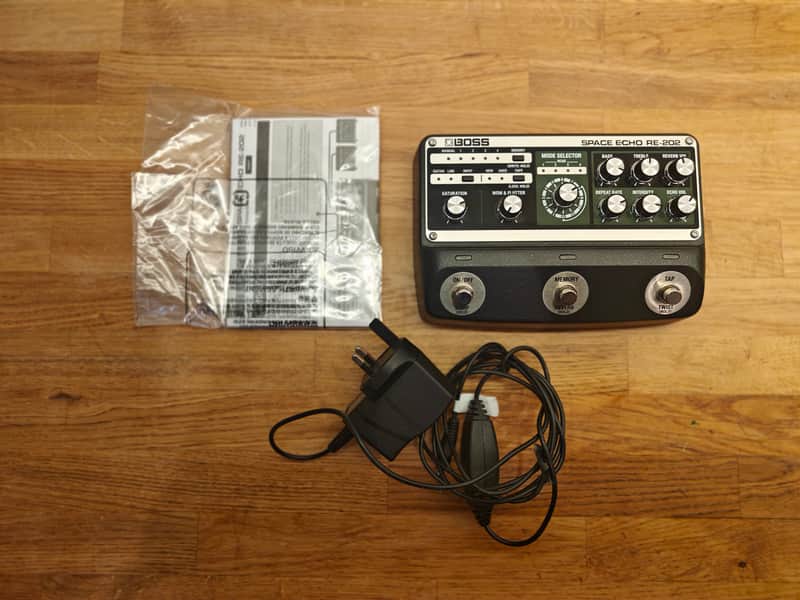 Boss RE-202 Space Echo
