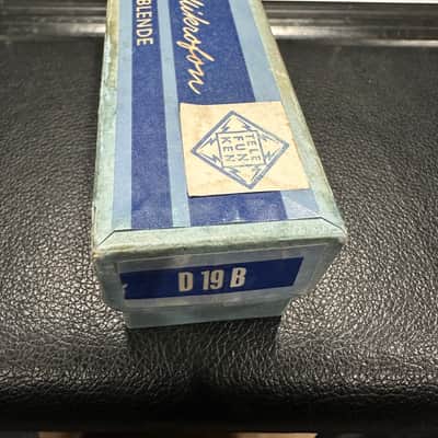 AKG/Telefunken D 19 B Cardioid Dynamic Microphone 1960s - Gold/Gray image 11