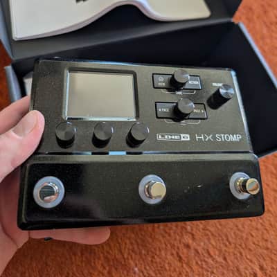 Line 6 HX Stomp 2018 - Present - Black image 2