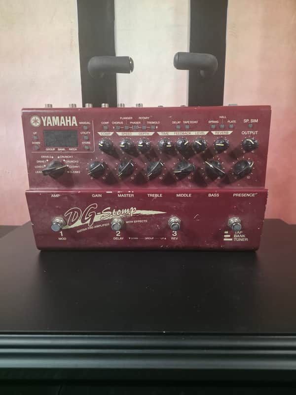 Yamaha DG Stomp | Reverb