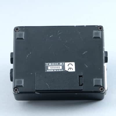 Tech 21 SansAmp Bass Driver DI Bass Guitar Effects Pedal P-30821 image 2