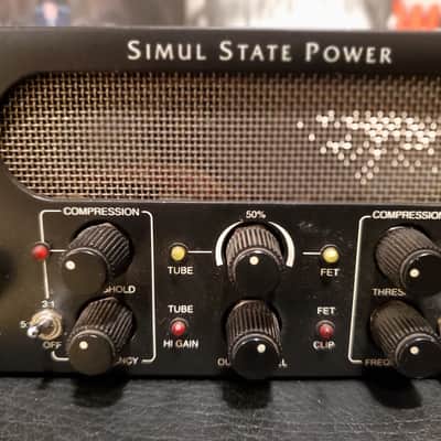 Mesa Boogie Basis M-2000 90's Bass Amp Head USA MPulse image 2