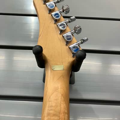B.C. Rich Warlock Bronze Series 2000's - Red image 11
