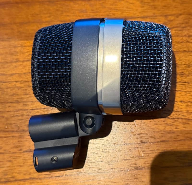 AKG D12VR Dynamic Kick Drum Microphone 2010s - Black image 1