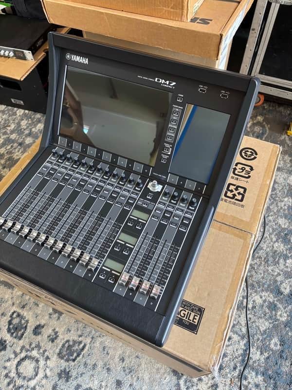 Yamaha DM7C Compact Digital Mixer image 1