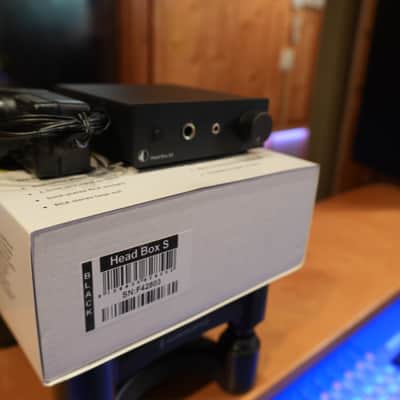 Pro-Ject Head Box S2 Headphone Amplifier - Black - Mint image 4