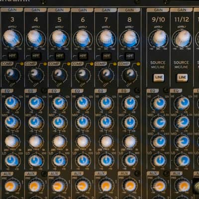 Korg MW1608 SoundLink 16-Channel 8-Bus Mixer. Mint! image 9
