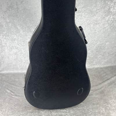 Martin Molded Acoustic hardshell case with green interior image 2