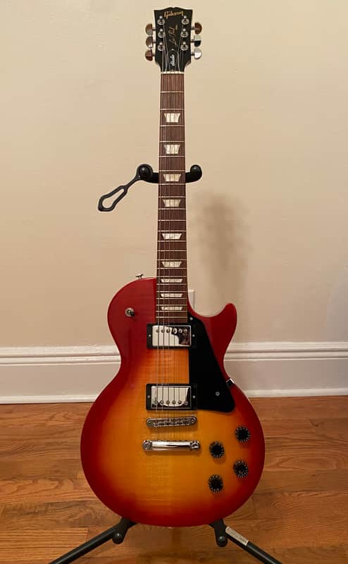 Gibson Les Paul Studio Plus 2021 -  AA MAPLE TOP Cherry heritage sunburst image 1