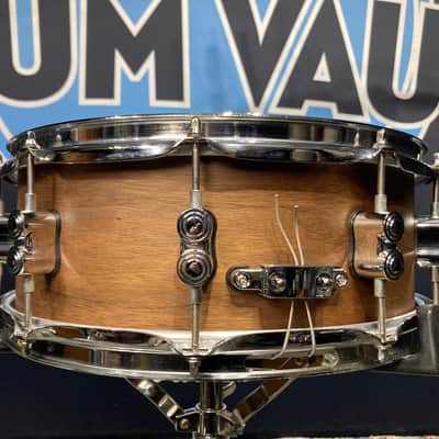 PDP - 5x14" Limited Edition, 20-Ply Maple/Walnut Snare Drum, Natural Satin Walnut 2012–2015 image 10