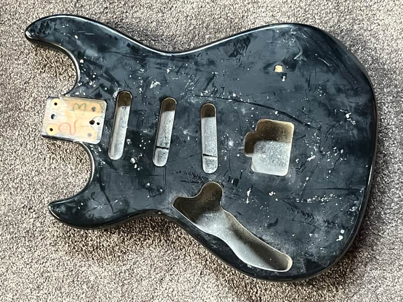 G&L Skyhawk