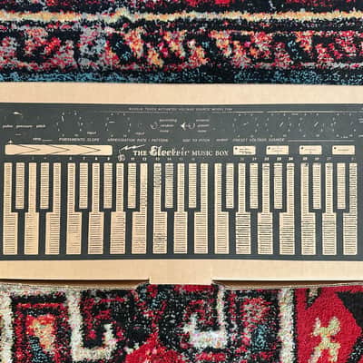 Buchla LEM218 V3 29-Key Touch Activated Voltage Source Module image 2