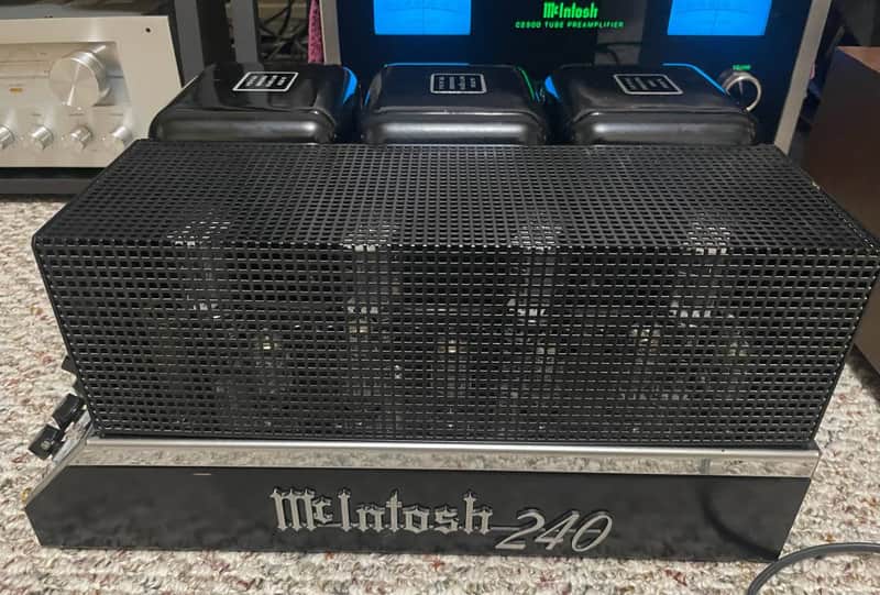 McIntosh MC240 40-Watt Mono Tube Power Amplifier - Black w/ Small Round Grille
