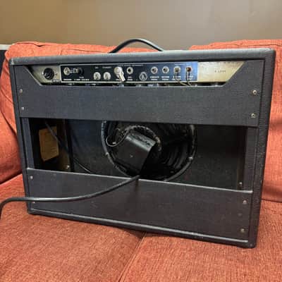Fender Deluxe Reverb 2-Channel 22-Watt 1x12" Guitar Combo Vintage 1966 Black Panel imagen 3