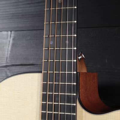 Martin 000c Jr E Junior Series Solid Sapele / Spruce Acoustic-Electric image 22