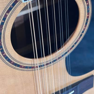 Takamine F400s acoustic electric image 3