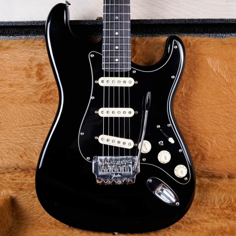 Fender Contemporary Series Stratocaster Deluxe HSS 1985 - 1987