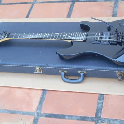 Vintage Kramer NightSwan Black Finish Impossible to Find W Kramer Case image 4