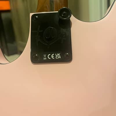 Fender Tom DeLonge Starcaster 2024 - Present - Shell Pink image 7