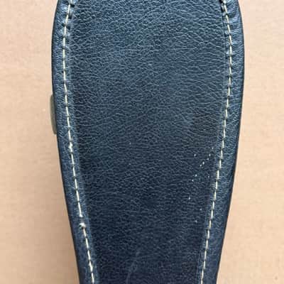 Vintage-Style Unbranded Chipboard Hardshell Parlor Guitar Case image 2