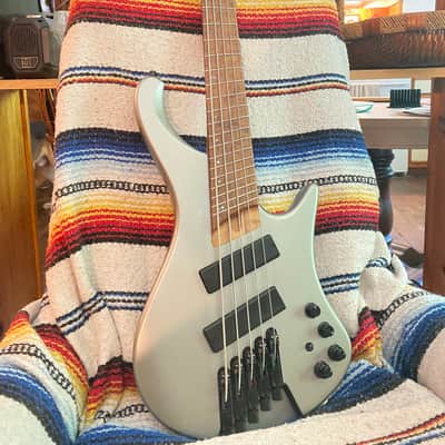 Immagine Ibanez EHB1005SMS Multi-Scale - 1