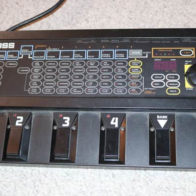 Vintage Boss ME-10 Guitar Multiple Effects - No Output - For Repair - No Tariffs image 4