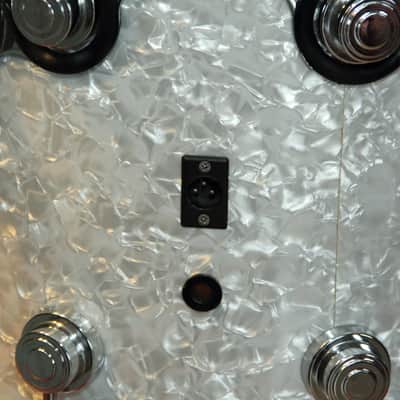 DW Pre Collector's white marine pearl tom 14x12 image 4