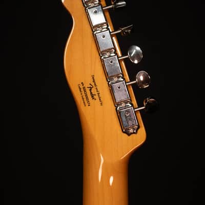 Squier Classic Vibe Custom Esquire, Laurel FB, Candy Apple Red image 10