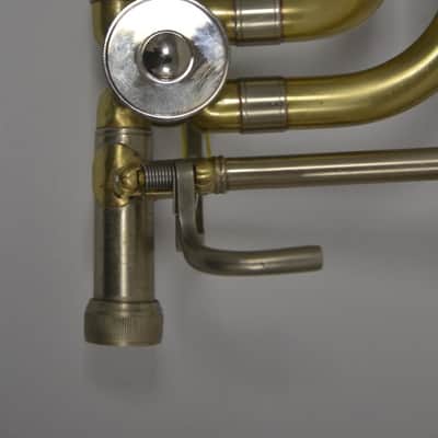 Trombón Conn Artist Symphony (88H) en muy buen estado. image 21