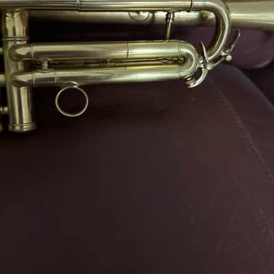 Conn 10B (New Era) (1935) (Medium Bore) Bb Trumpet SN 300537 (rare) (100% new clear lacquer) image 8
