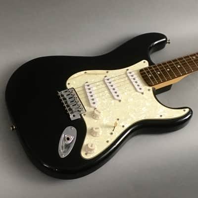 Vintage 100% Original Squier Strat 2003 Gloss Black Natural Relic Stratocaster Aged Pearl Pickguard image 12