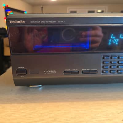 Technics SL-MC7 110+1 CD Changer Player Optical Output W/ Remote Serviced Beauty image 5