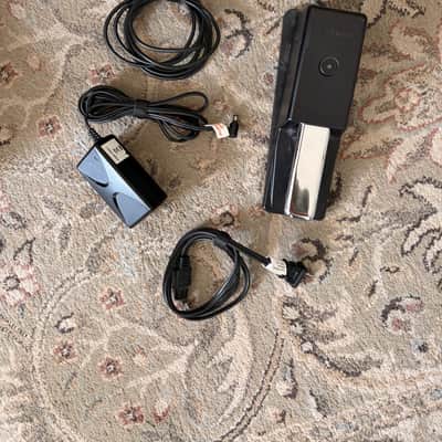 Roland Juno DS61 Synthesizer 2018 - Present - Black image 8