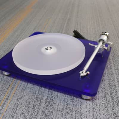 Clearaudio Emotion Bluemotion Belt Drive Turntable (Ortofon Red Cartdridge) image 3