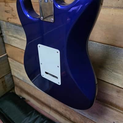2001 Fender Standard Stratocaster SSS MN - Midnight Blue image 15