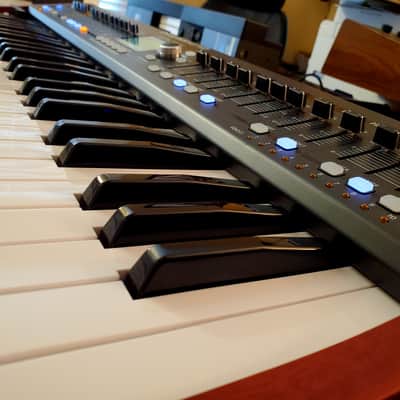 MUST SEE!!! BEHRINGER DEEPMIND 12 IN NEW CONDITION STILL IN FACTORY BOX! image 10