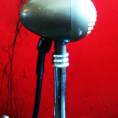 Vintage 1940's RCA MI-12017 dynamic microphone High Z w cable & Snyder DM-1 stand prop display image 5