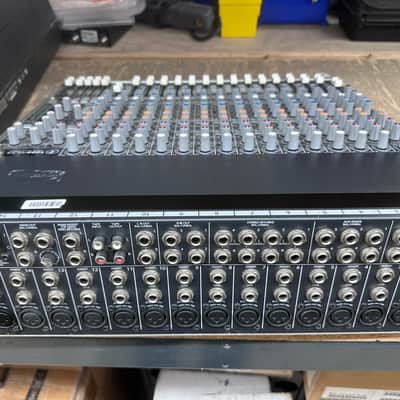 Mackie 1604 VLZ3 16 Channel 4 Bus Mixing Console - tested & working (0379) image 8