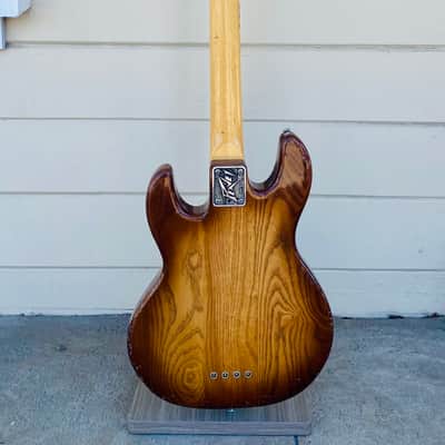PEAVEY T-40 4 STRING BASS SUNBURST FINISH -1979 image 7