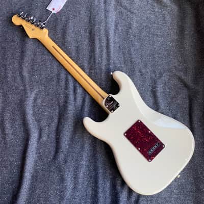 Fender American Professional II Stratocaster RW Rosewood 2021 Olympic White US210067246 image 7