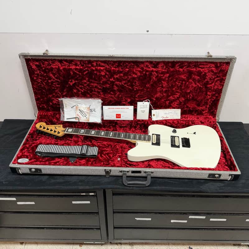 Used Fender JIM ROOT Signature JAZZMASTER V4 Ebony Polar White Electric Guitar with Original Case