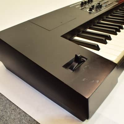 Roland JUNO-DS JUNO-DS88 88-Key Digital Synthesizer Workstation Keyboard image 3