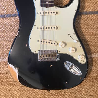 Fender Custom Shop Limited Edition '63 Stratocaster 2023 - Heavy Relic Black image 2