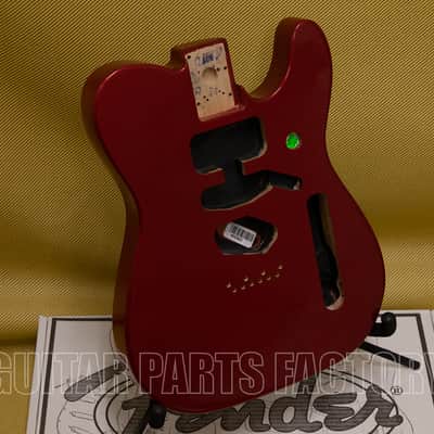 099-7500-709 Fender Deluxe Series Telecaster® SSH Alder Body Modern Bridge Mount, Candy Apple Red image 2