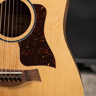 Taylor BBTe Big Baby Taylor Acoustic/Electric Guitar with Gig Bag image 10