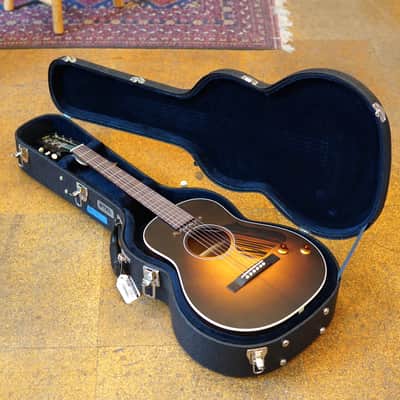 Iris Guitars CH-e Model Sitka Spruce/Mahogany Acoustic-Electric Guitar Sunburst w/P90 Pickup, Hard Case image 9