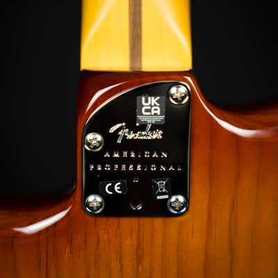 Fender  American Professional II HSS Stratocaster  Sienna Sunburst Maple Fingerboard 2022 (US22108129) image 15