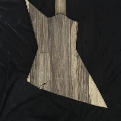 the JACKAL XPro Flamed Korina-by Black Diamond 25-yrs Hand Crafting Guitars In AMERICA image 17