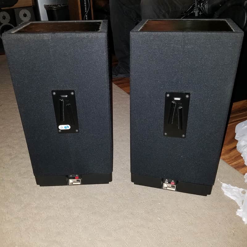 Kef 303 Monitor Speaker | Reverb